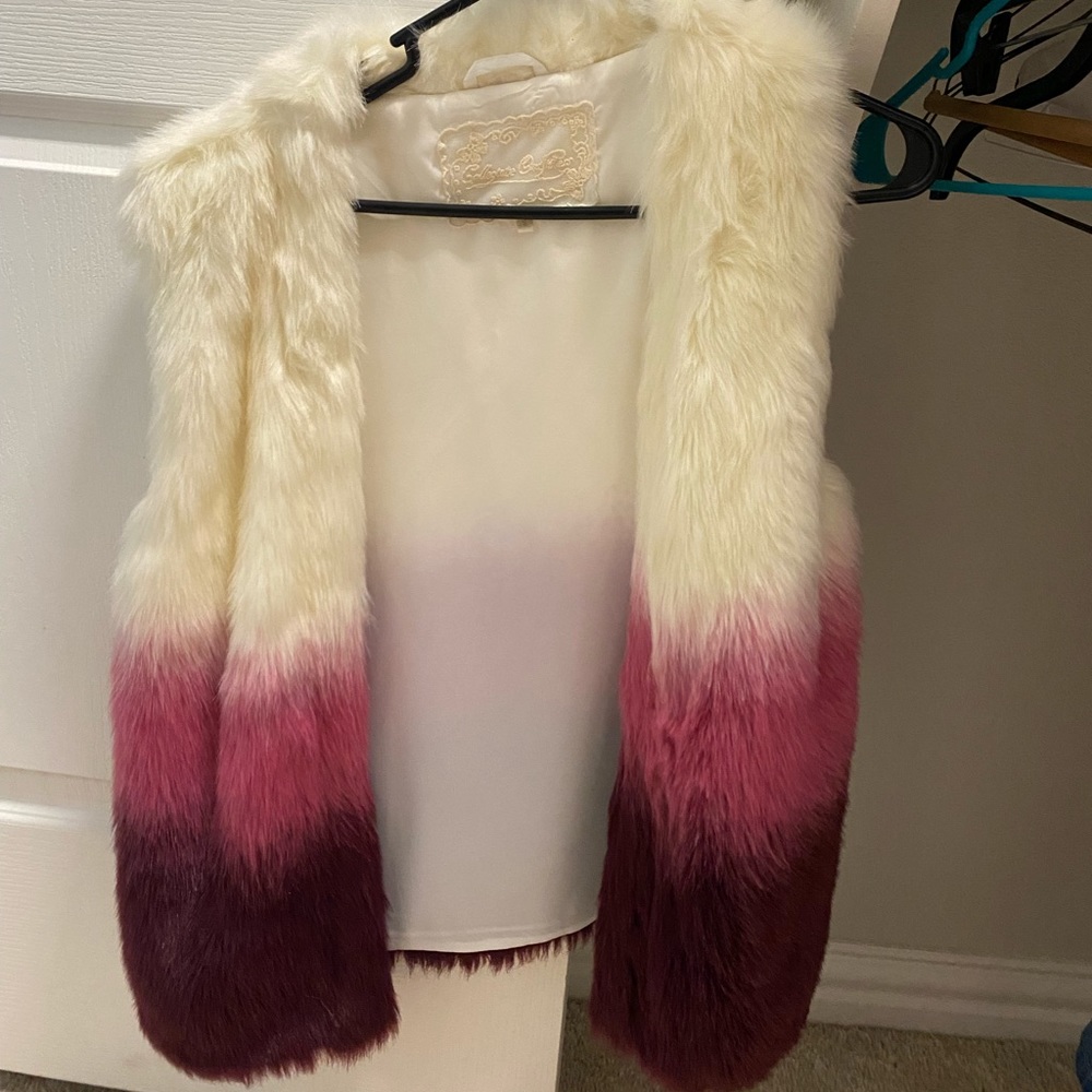 Ombré fur vest